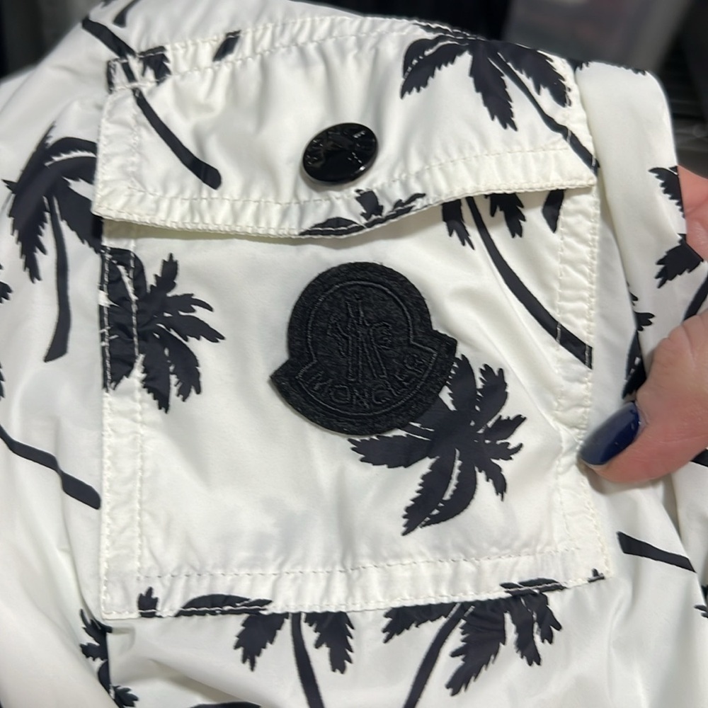 Moncler Cezembre Palm Tree Print Short Sleeve Hooded Windbreaker M - Picture 6 of 16